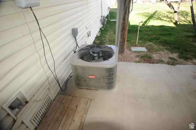 295 E 100 S, Centerfield, UT 84622 - details with crawl space and central AC unit