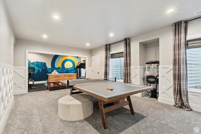 playroom with recessed lighting, carpet, and visible vents