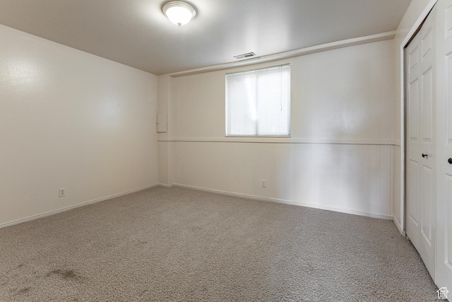 1357 E Ridgewood Ln S, Bountiful, UT 84010 - unfurnished bedroom with a closet, baseboards, carpet, and visible vents