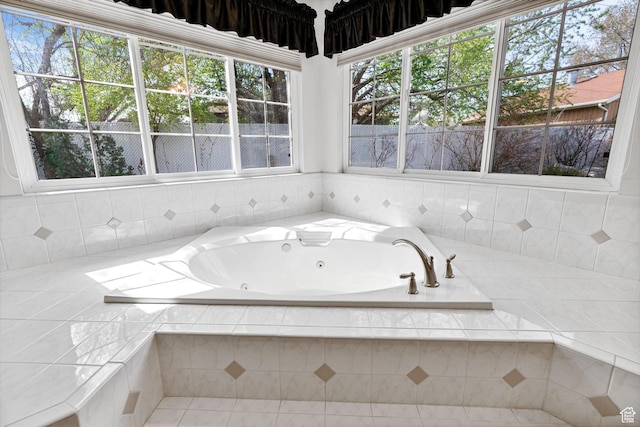 1181 W 4550 S Unit 26, Riverdale, UT 84405 - bathroom featuring a tub with jets