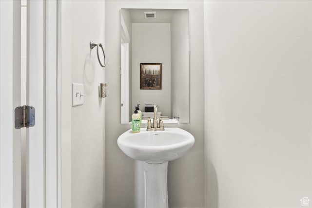 bathroom featuring visible vents