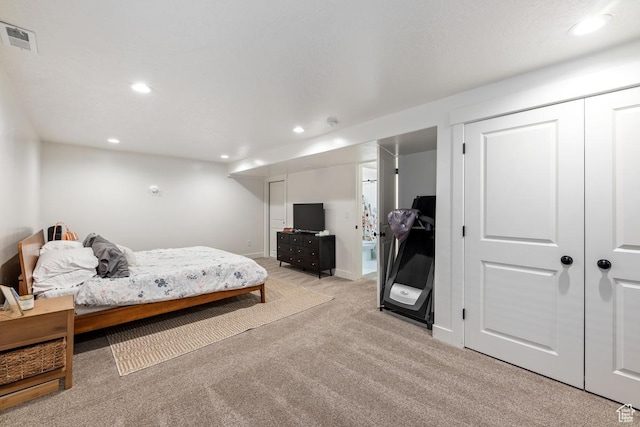 2046 W Fairway Ln, Orem, UT 84058 - bedroom featuring visible vents, baseboards, recessed lighting, and light carpet