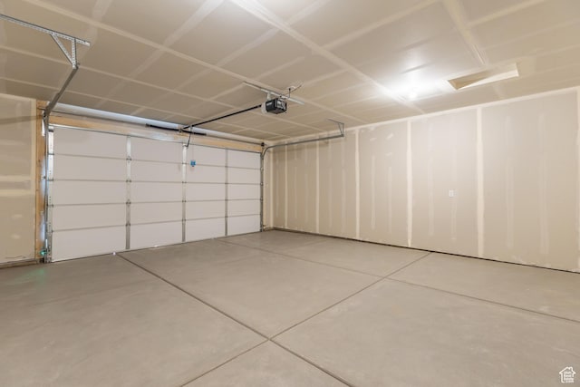 3778 S 4250 W Unit 435, West Haven, UT 84401 - garage with a garage door opener