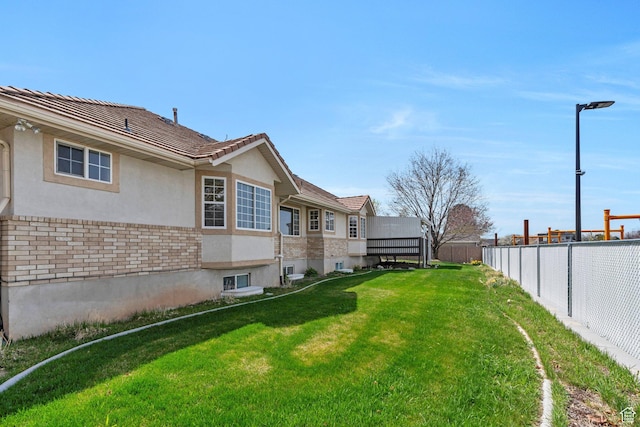 492 W 175 N, Orem, UT 84057 - view of yard with fence