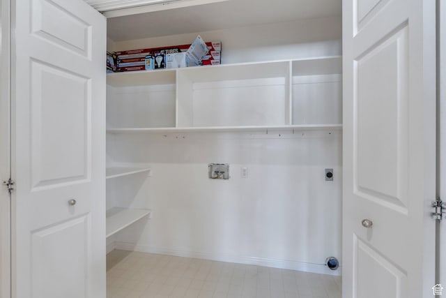 492 W 175 N, Orem, UT 84057 - interior space featuring tile patterned floors, hookup for an electric dryer, laundry area, and washer hookup