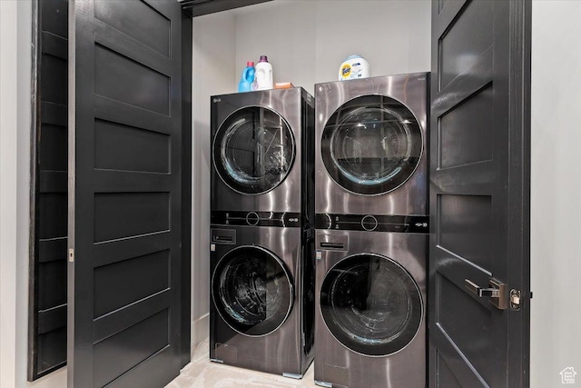 1449 S Devonshire Dr, Salt Lake City, UT 84108 - clothes washing area featuring laundry area and stacked washer and dryer