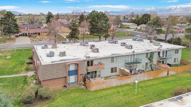 birds eye view of property featuring a residential view and a mountain view