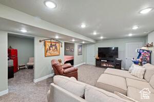 8836 W 3200 S, Cedar City, UT 84720 - carpeted living area featuring recessed lighting and baseboards