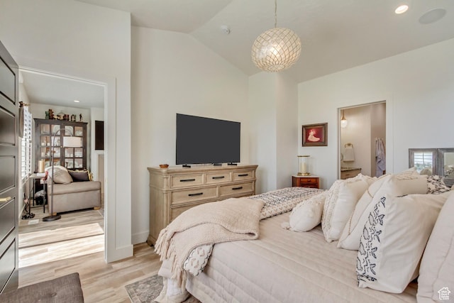 419 W 850 N, Farmington, UT 84025 - bedroom with light wood finished floors, ensuite bath, lofted ceiling, and recessed lighting