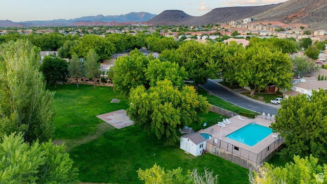 drone / aerial view featuring a mountain view