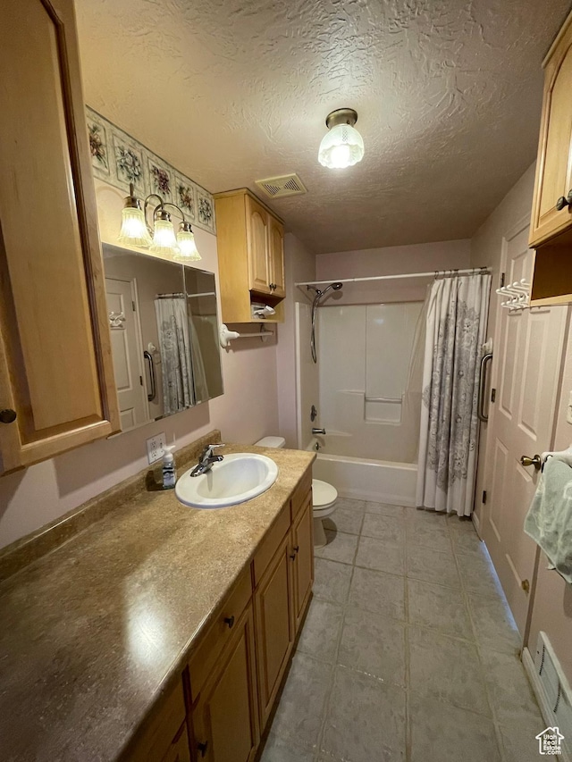 848 N 500 W, Malad City, ID 83252 - full bathroom with vanity, shower / bath combination with curtain, a textured ceiling, toilet, and visible vents