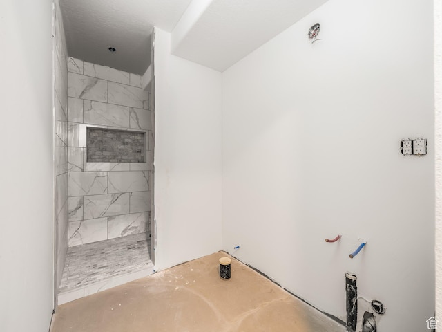 572 W Goosenest Dr, Elk Ridge, UT 84651 - full bath with concrete flooring and a tile shower