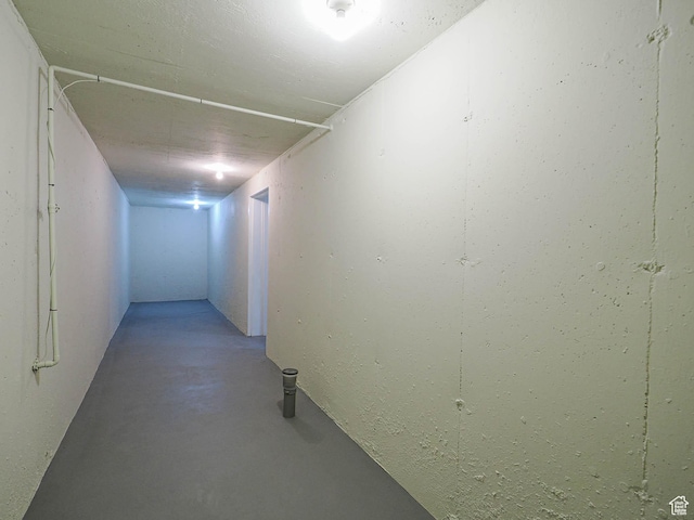 5085 Clover View Dr Unit 11, Murray, UT 84123 - hall featuring concrete floors