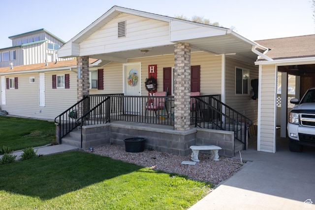 145 S 100 E, Redmond, UT 84652 - bungalow featuring a front yard and covered porch