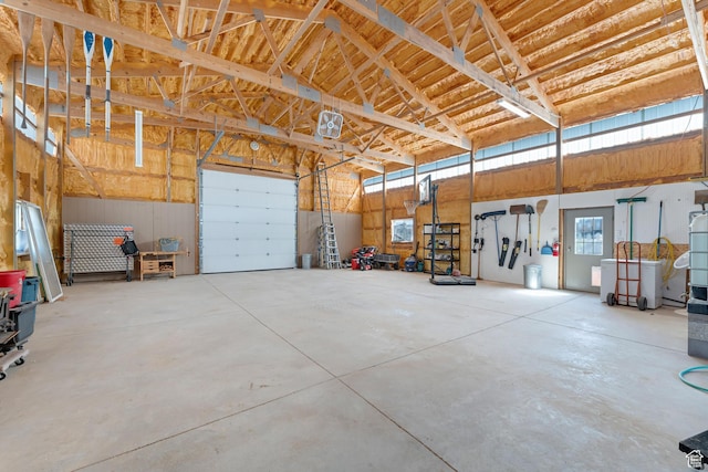 19185 N 11250 E, Mount Pleasant, UT 84647 - garage with a garage door opener