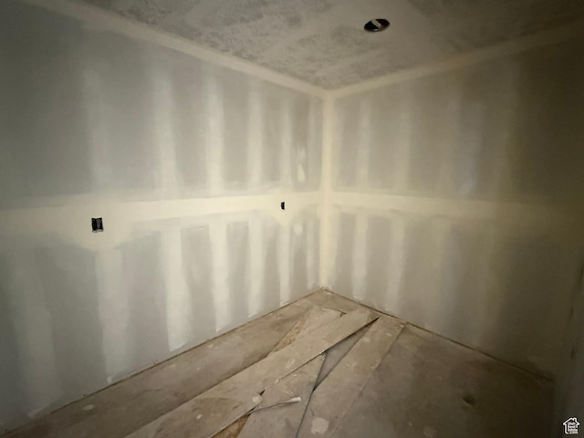 2405 W 3200 N, Farr West, UT 84404 - interior space