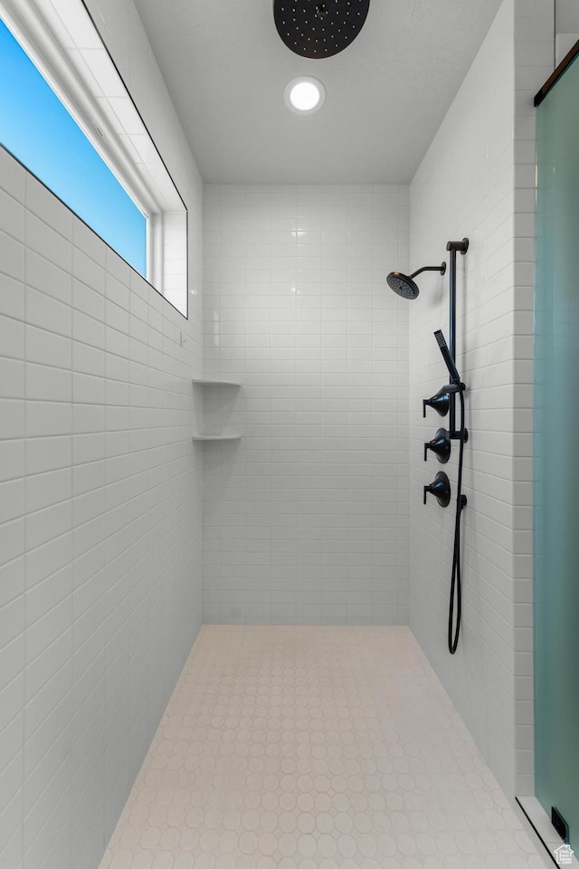 3131 E Lindsay Spring Rd, Heber City, UT 84032 - bathroom with a tile shower