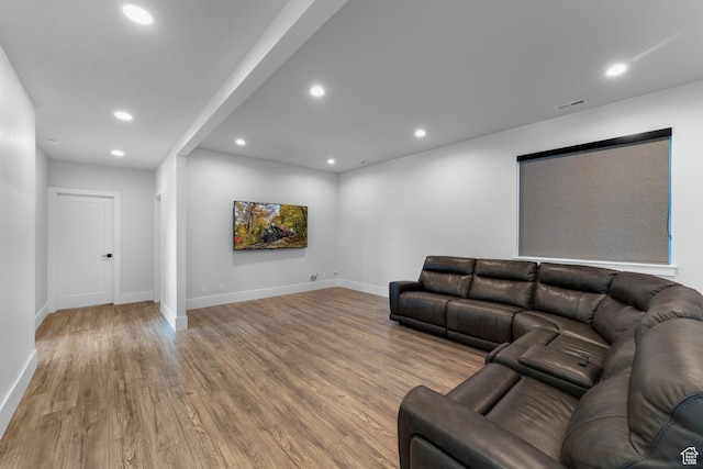 3131 E Lindsay Spring Rd, Heber City, UT 84032 - living area featuring visible vents, baseboards, light wood-type flooring, and recessed lighting