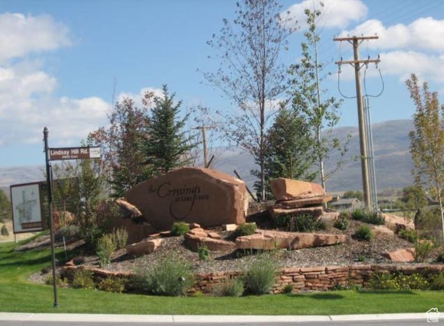 3131 E Lindsay Spring Rd, Heber City, UT 84032 - community / neighborhood sign with a mountain view