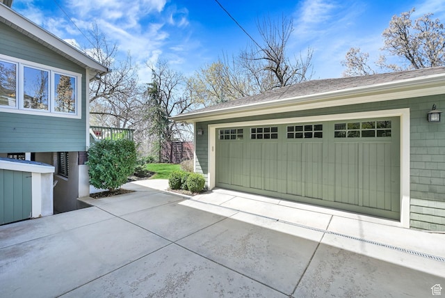 1401 E Sigsbee Ave, Salt Lake City, UT 84103 - garage featuring driveway