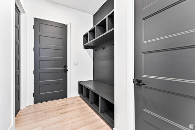 94 S 950 E, Hyde Park, UT 84318 - mudroom with light wood finished floors and baseboards