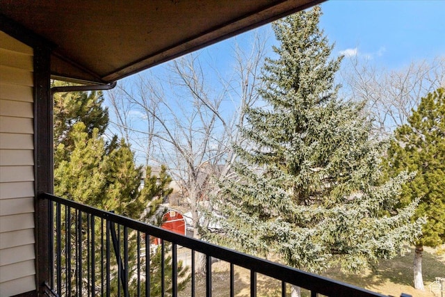 2176 S Bear Blvd, Garden City, UT 84028 - view of balcony