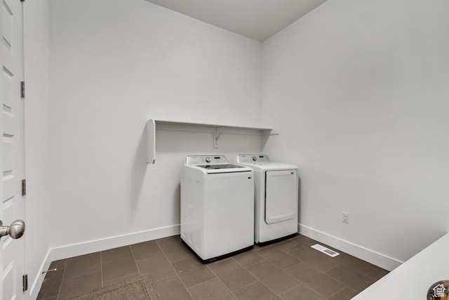 1919 S Sawmill Blvd E, Heber City, UT 84032 - washroom with laundry area, separate washer and dryer, baseboards, and visible vents