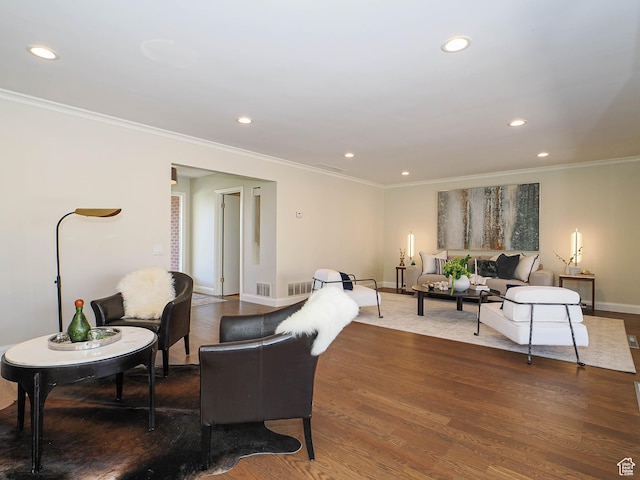 2463 E Michigan Ave S, Salt Lake City, UT 84108 - sitting room with recessed lighting, wood finished floors, crown molding, and baseboards