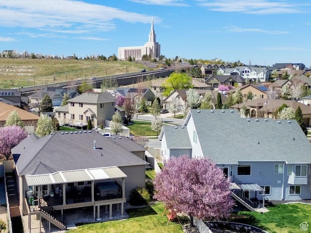 birds eye view of property featuring a residential view