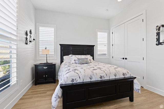 1624 W Chandler Dr, St George, UT 84770 - bedroom with light wood finished floors, a closet, and recessed lighting