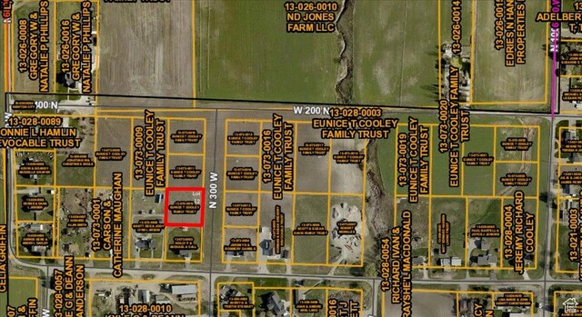 141 N 300 W Unit 12, Newton, UT 84327 - photo 2