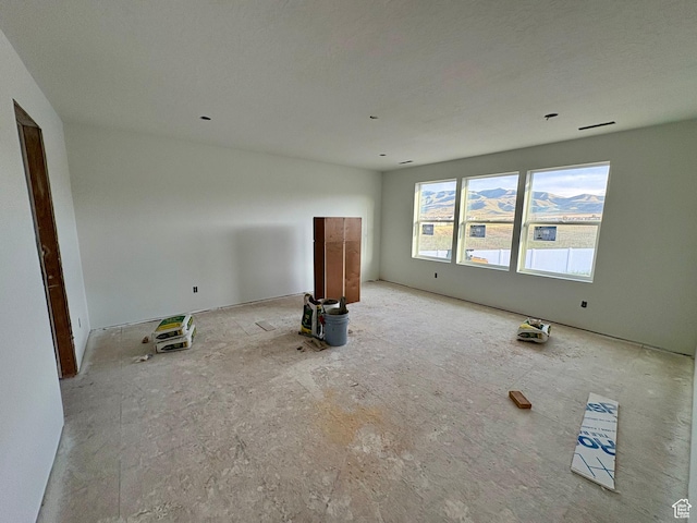 341 N Barlow Ct, Saratoga Springs, UT 84045 - view of empty room