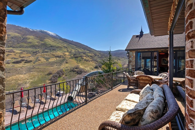 13879 S Standing Oak Dr E, Draper, UT 84020 - balcony featuring outdoor lounge area and a mountain view