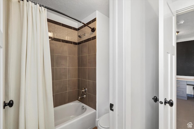 bathroom featuring toilet and shower / bath combo