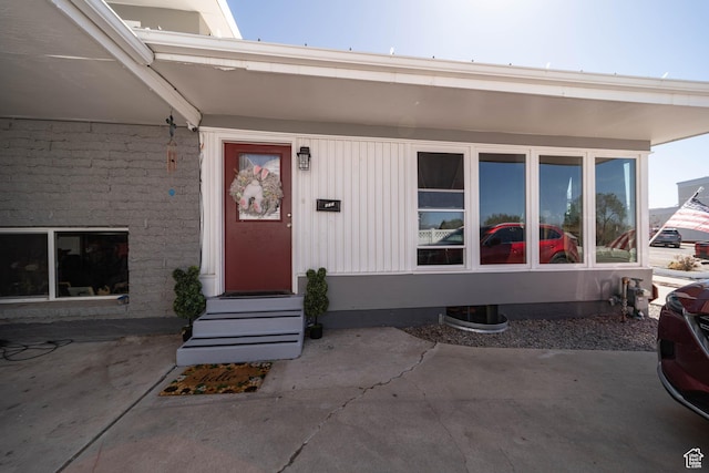 view of property entrance