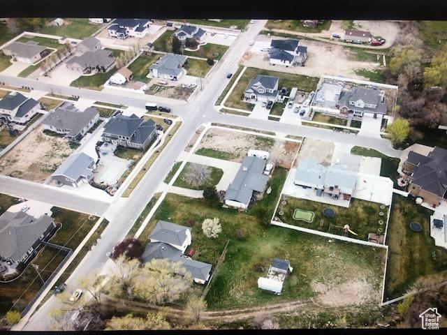 bird's eye view with a residential view