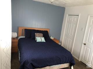 bedroom featuring a closet