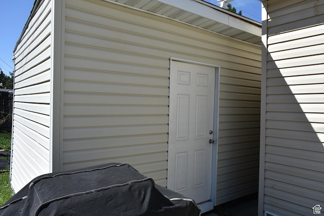 view of property entrance