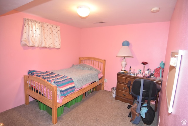 bedroom featuring carpet floors
