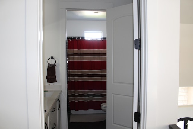 2892 E 1400 S, St George, UT 84790 - bathroom with vanity, toilet, and a shower with curtain