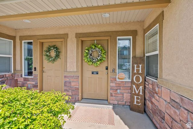 896 W Waterside Dr, Farmington, UT 84025 - property entrance featuring stucco siding