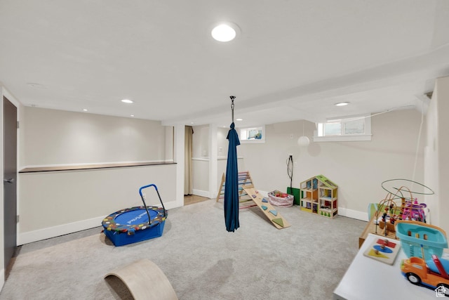 rec room with carpet flooring, baseboards, and recessed lighting