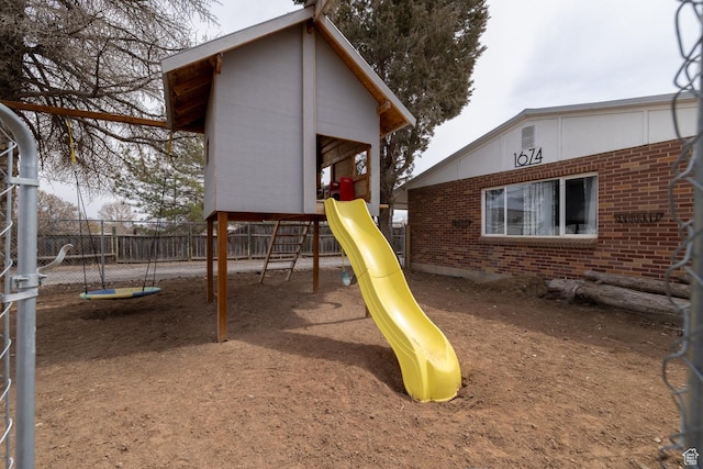1674 E 1700 S, Naples, UT 84078 - view of play area featuring fence