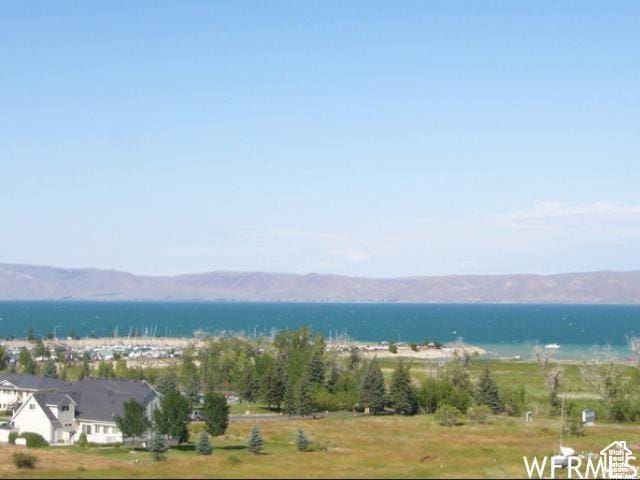 625 N Lochwood Vw Unit 81, Garden City, UT 84028