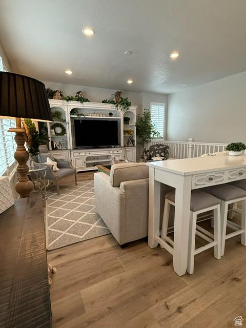 328 E 1100 S, Centerville, UT 84014 - living area featuring recessed lighting and light wood-style floors