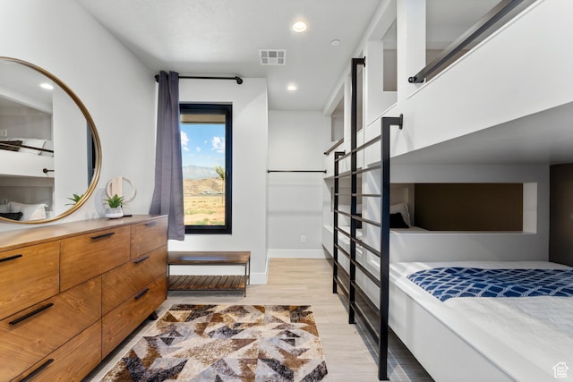 5238 W 2440 S, Hurricane, UT 84737 - bedroom with recessed lighting, visible vents, baseboards, and light wood-style flooring