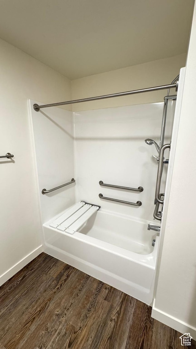383 W 625 N A-D, Unit A-D Payson, UT 84651 - full bathroom with shower / bathtub combination, baseboards, and wood finished floors
