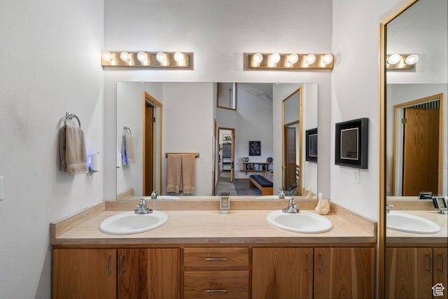 4042 Saddleback Rd, Park City, UT 84098 - ensuite bathroom with double vanity, a sink, and ensuite bathroom