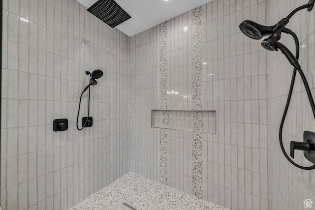 1816 S 920 W, Hurricane, UT 84737 - full bathroom featuring tiled shower