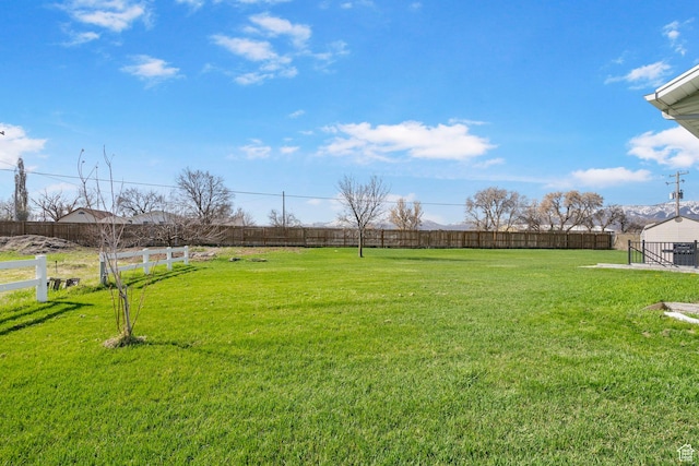 1055 W 325 N, Hyrum, UT 84319 - view of yard with fence